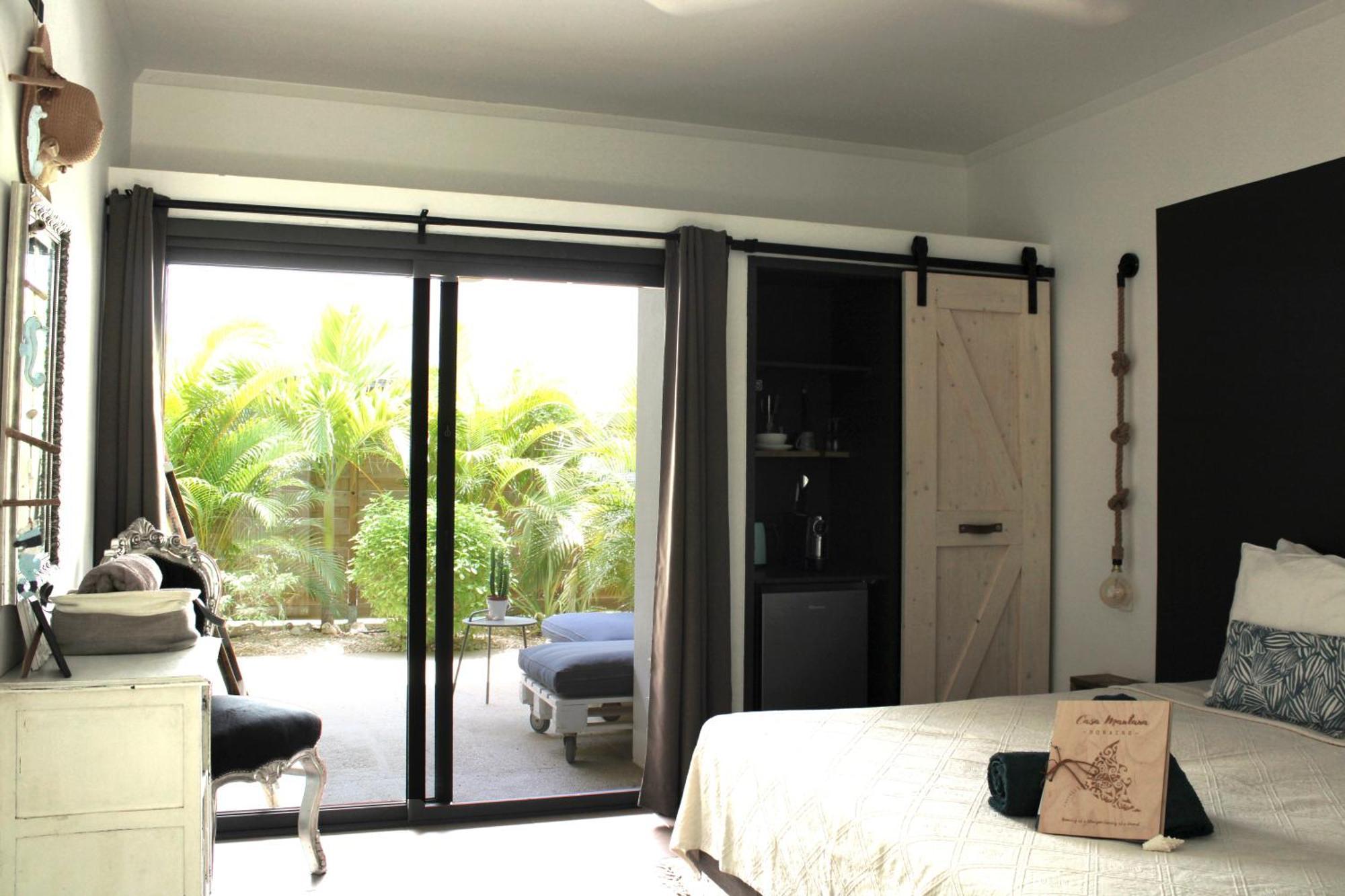 Casa Mantana Bonaire Bed and Breakfast Playa Exteriör bild